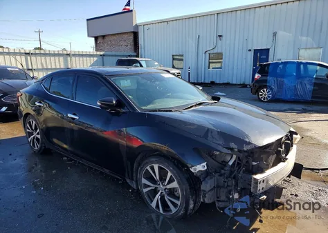 2017 Nissan Maxima 3.5S z USA, uszkodzony, nr VIN 1N4AA6AP7HC443214